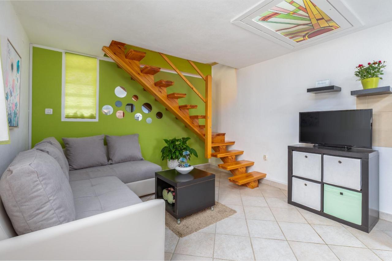 Holiday Home Nadia Пула Екстериор снимка