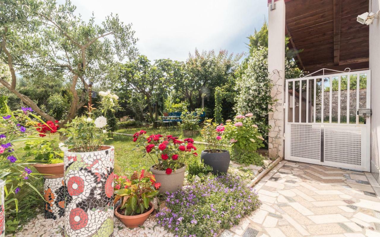 Holiday Home Nadia Пула Екстериор снимка